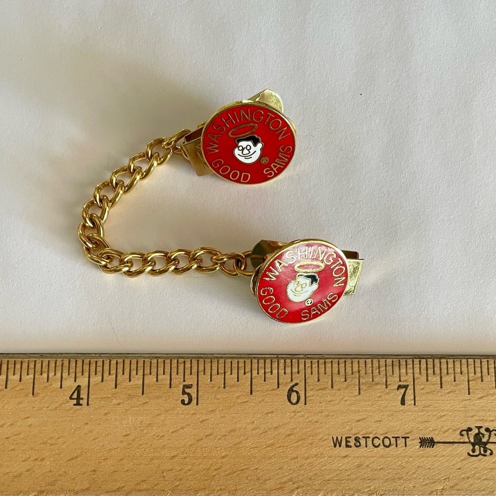 Vintage Good Sams Washington Cardigan Sweater Clips with Chain c 1970s - Picture 3 of 4